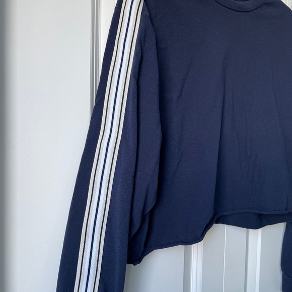TNA Cropped Long Sleeve Shirt - Picture 3 of 5